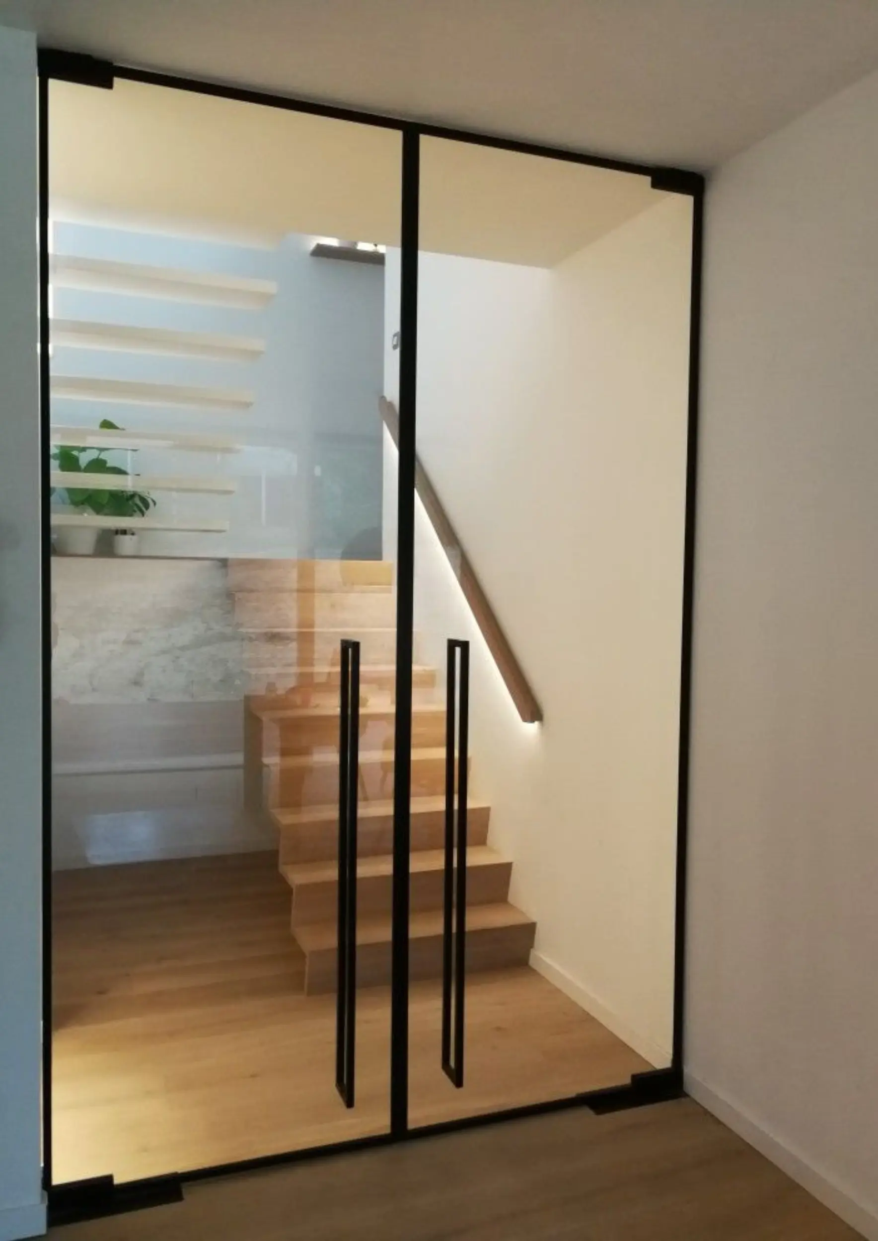 Vitrinas Comerciales y Exhibidores